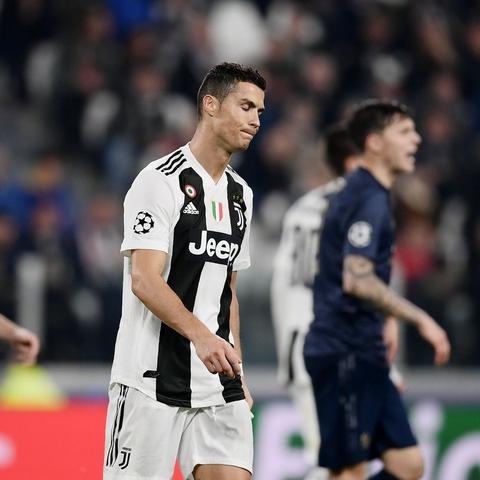 《守望先锋》新英雄“斩仇”震撼登场,11月26日免费试玩体验全新价值! 《守望先锋》新英雄“斩仇”震撼登场,11月26日免费试玩体验全新价值!