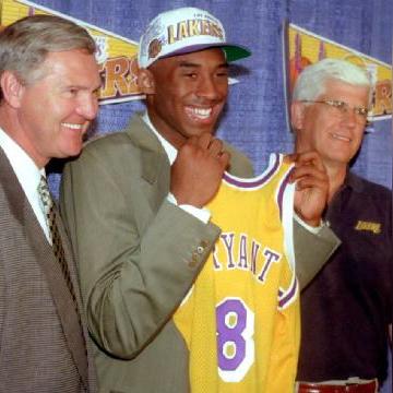 变态热血传奇,它如何在2025年重塑你的热血激情极限? 变态热血传奇,它如何在2025年重塑你的热血激情极限?