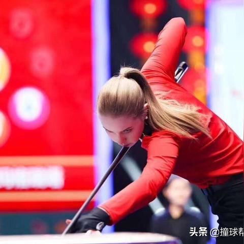 昔日点球杀手传奇再现,揭秘足球新锐崛起之路 昔日点球杀手传奇再现,揭秘足球新锐崛起之路