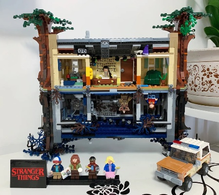 《怪奇物语》凶宅积木套装:揭秘沉浸式探险新体验 《怪奇物语》凶宅积木套装:揭秘沉浸式探险新体验