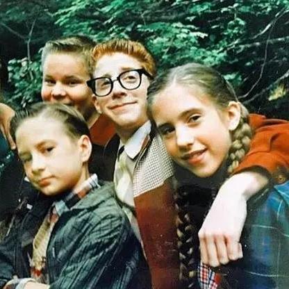 德里惊魂:史蒂芬·金宇宙下的《它》前传揭秘 德里惊魂:史蒂芬·金宇宙下的《它》前传揭秘