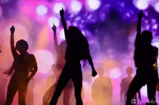 永恒舞会夜,揭秘青春不散场 永恒舞会夜,揭秘青春不散场