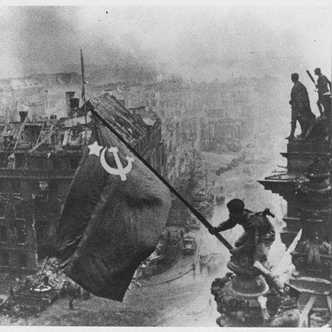 巅峰坦克7周年狂欢，全新价值体验12月25日启航！