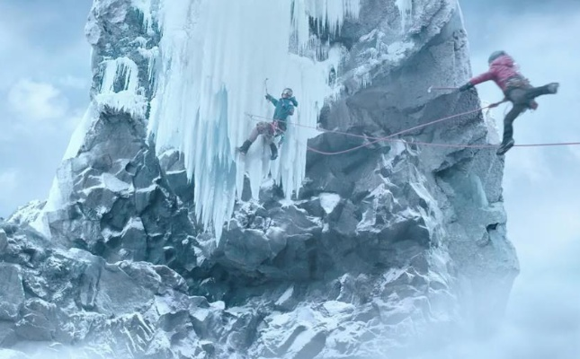 冰山挑战巅峰，攀登者封面对决新高度