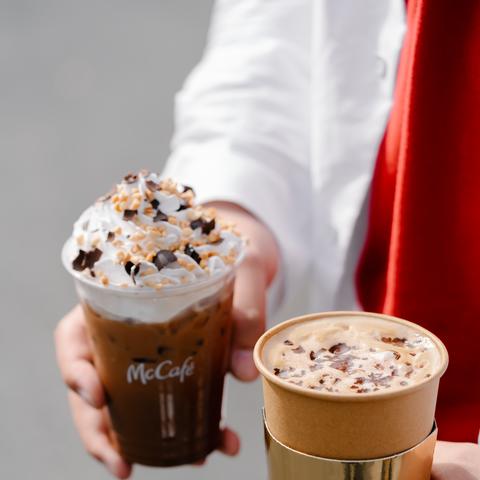 酥脆可可棒套装夜绽放，烟火奇绽夜璀璨新风尚