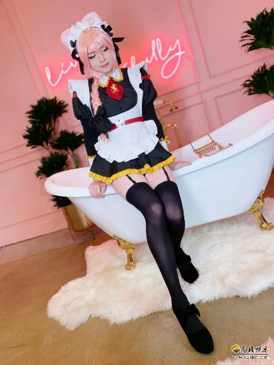 粉毛女仆黑丝诱惑,大雷乳贴反差魅力新体验 粉毛女仆黑丝诱惑,大雷乳贴反差魅力新体验