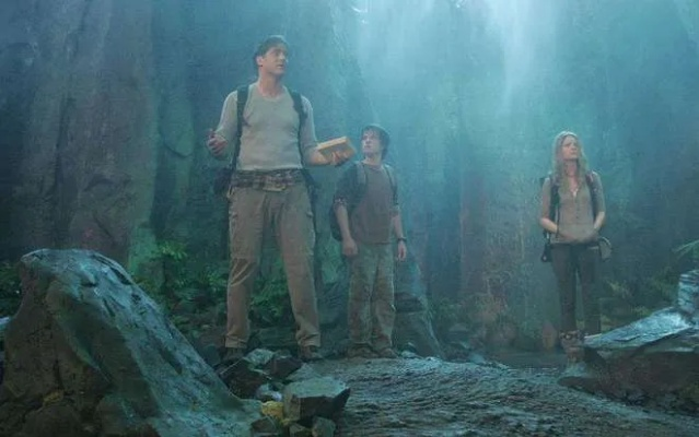 《地心秘境探珍奇,Twilight新纪追踪者》 《地心秘境探珍奇,Twilight新纪追踪者》