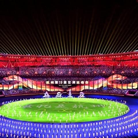 热血传奇客户端官网下载2026新版实测避坑指南