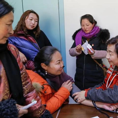 2026兰州街头卖萌路标去哪拍？网红打卡点位与隐藏彩蛋全攻略