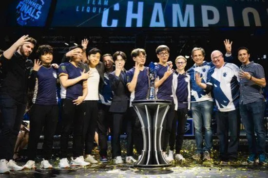 Team Liquid 锁定最后大师赛席位，力克FNATIC晋级