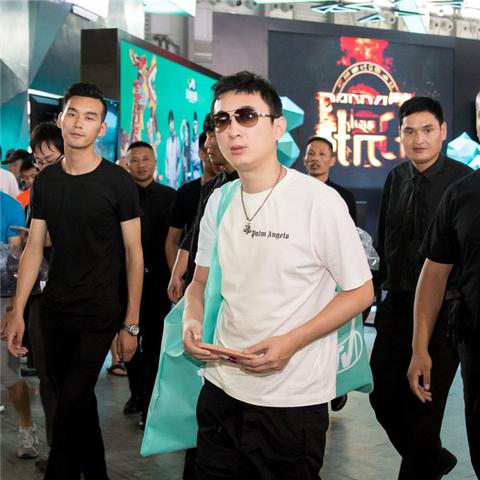 陈赫LOL段位多少？揭秘明星玩家锤石出装与节目效果黑科技