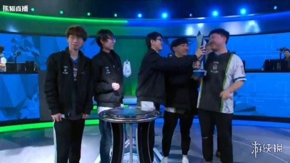 2015全明星赛深度复盘，Faker封神Solo King与LCK击败LPL的真相