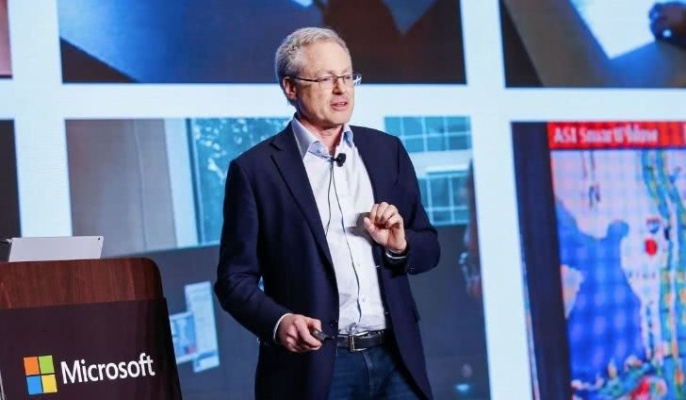 微软任命Asha Sharma接任Xbox负责人，菲尔·斯宾塞退休