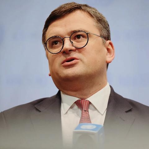 一代情侠手游还能火吗?2026最新玩法与职业选择全揭秘 一代情侠手游还能火吗?2026最新玩法与职业选择全揭秘