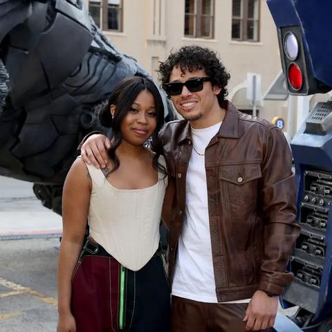 最终幻想7原版Steam重发，玩家差评率飙升引热议