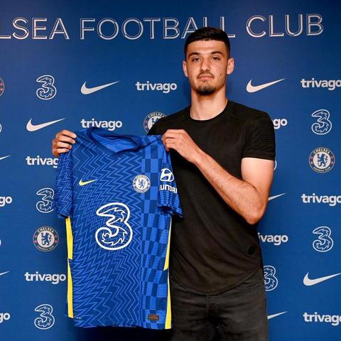 2026版本T0中单盘点，Dota2中锋节奏与出装深度指南