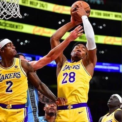 拉塞尔父子揭秘，怪兽宇宙如何规避AI影响完成重创作