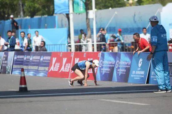 马拉松切刀狂奔？声音太响会暴露位置