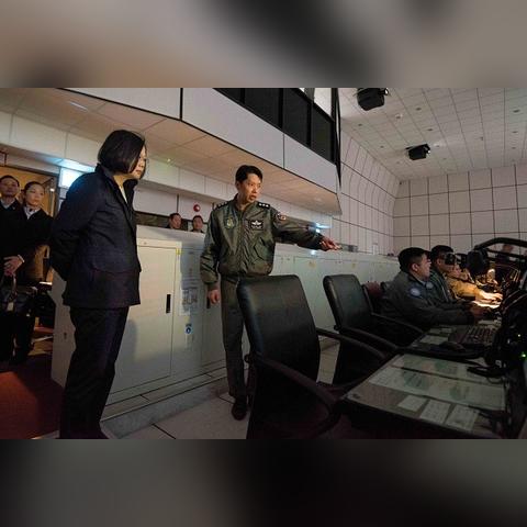 空战世纪怎么玩？揭秘2026年最新战机改装核心门道