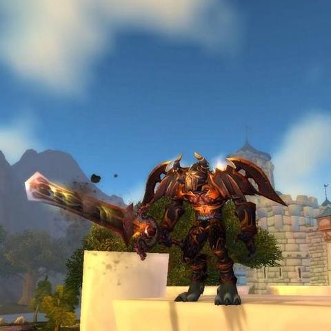 魔兽世界最大肩甲亮相，占据玩家体型三分之二