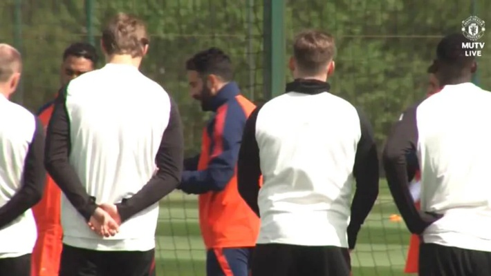 球队经理热身，这局你准备好了吗？