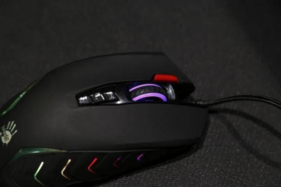 CF马来剑为何成幽灵神器？揭秘V键延迟与刷分黑科技