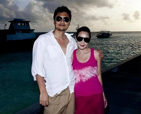 刘若英结婚了吗?深扒钟小江与她的隐秘婚后生活 刘若英结婚了吗?深扒钟小江与她的隐秘婚后生活