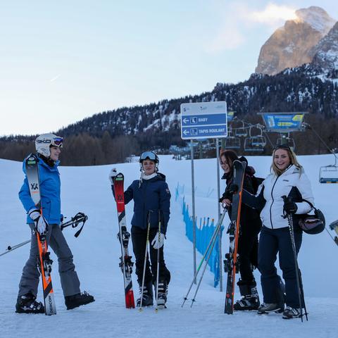 2026年传奇归来私服发布网怎么选？实测高爆率版本避坑指南