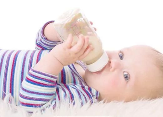 生化9配音秘诀，牛奶润喉让口水更粘稠