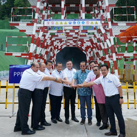 DNF 688礼包深度拆解，至尊称号能否撑起2026年春节套的排面？