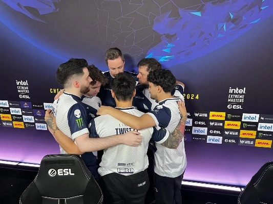 Team Liquid成功首杀Mythic Chimaerus the Undreamt God