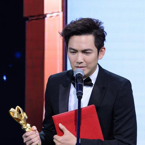 全能侠服装原定红蓝配色?无敌少侠剧集前设定揭秘 全能侠服装原定红蓝配色?无敌少侠剧集前设定揭秘