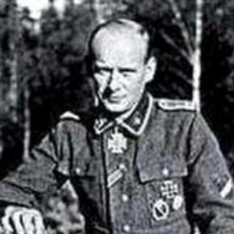 突袭4反坦克误区揭秘，新手必看的防御实战与坦克克星全解