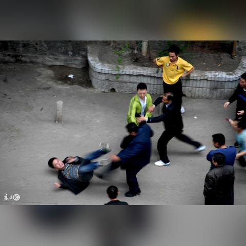 霸王2怎么完美通关？揭秘小鬼掌控与邪恶路线核心玩法