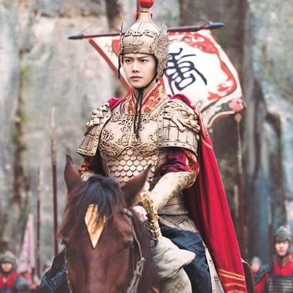 帝王决战平民最强阵容搭配与攻城战术，零氪如何逆袭？