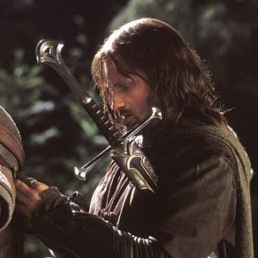 指环王北方战争最强阵容怎么配？奇兵实战与平民冲级全攻略