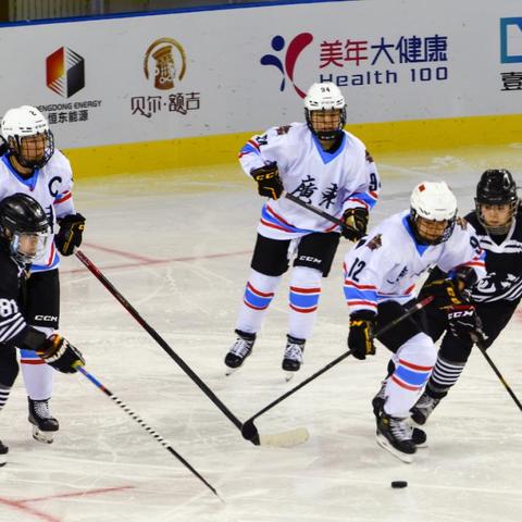 2026年热血传奇176客户端深度评测，微端与原版如何避坑选对？