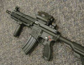 CS2枪械怎么选才不坑?揭秘高手不说的T/CT阵营武器搭配法则 CS2枪械怎么选才不坑?揭秘高手不说的T/CT阵营武器搭配法则