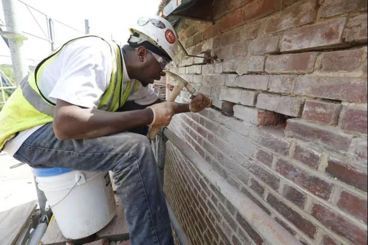 2026年大型网游搬砖实战，避开封号雷区的日赚指南